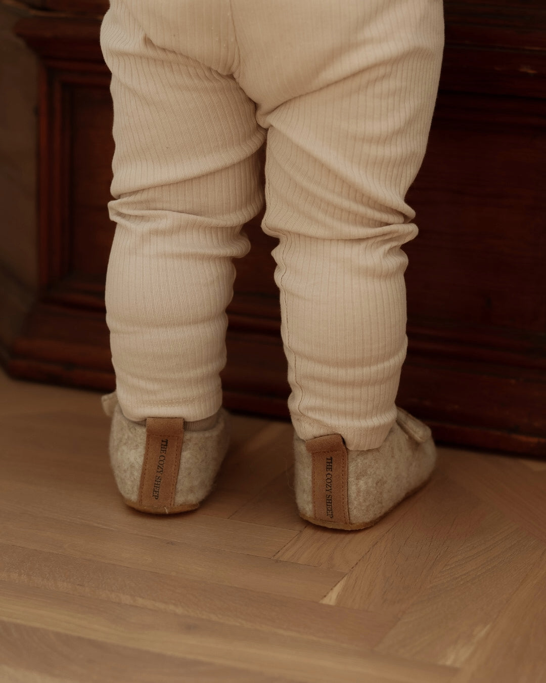 Pantoufles en feutre de laine pour enfants – Beige
