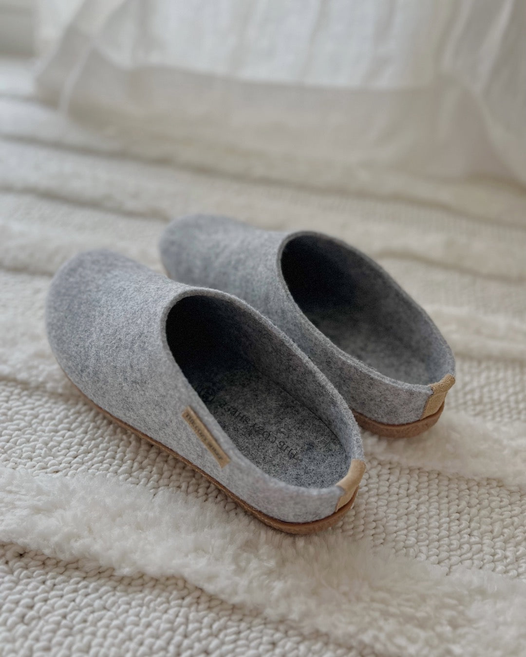 Pantoufles avec semelle en caoutchouc - Gris clair